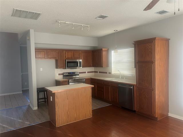 Photo - 2309 Dyers Oak Dr