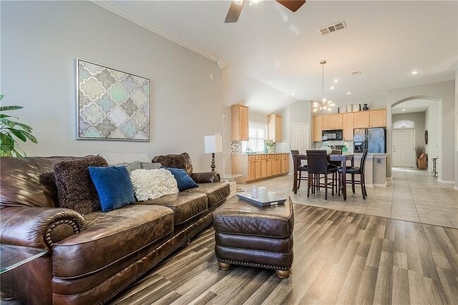 Photo - 1426 Forest Oaks Ct