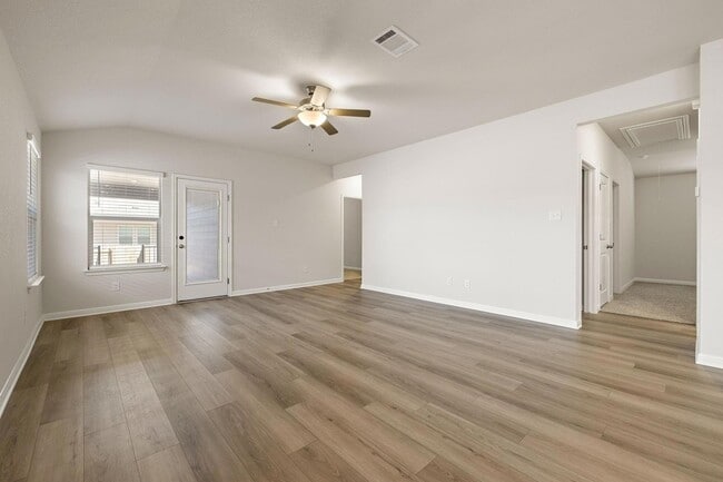 Photo - 283 Honey Onyx Trl