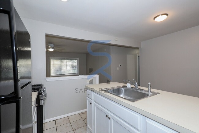 Photo - Move in before October 31st and get a $250...