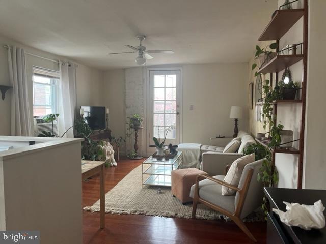 Photo - 2007 Mt Vernon St Unit 3R