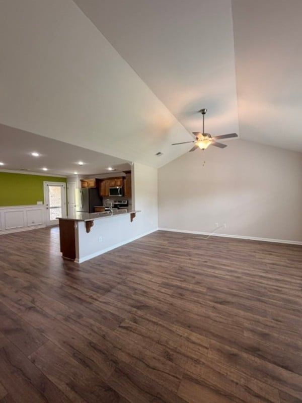 Photo - 660 Constitution Dr