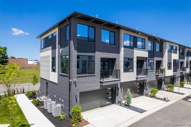 Building Photo - 638 Smart Town Dr Rental