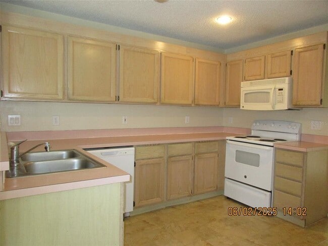 Photo - 14402 Huntingfield Dr