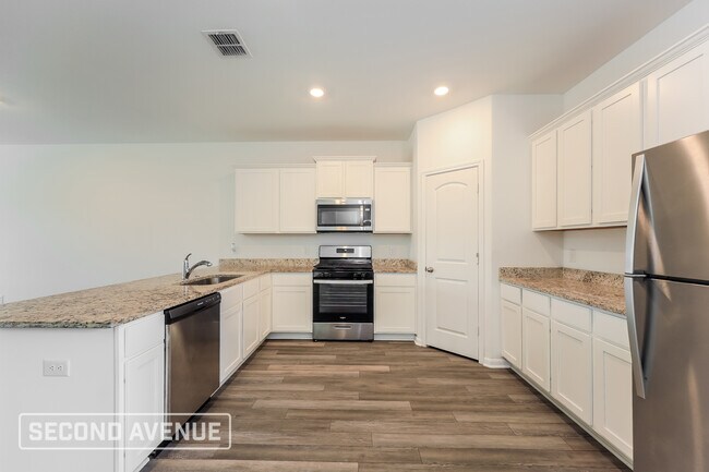 Photo - 10907 Lafayette Lp