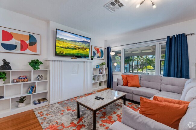 Building Photo - 820 SW 26th Rd Unit ID1241890P Rental