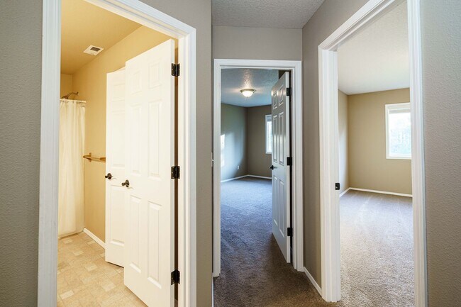 Photo - 3 Bedroom 2.5 Bath Duplex -Quick Easy Access to SR 14