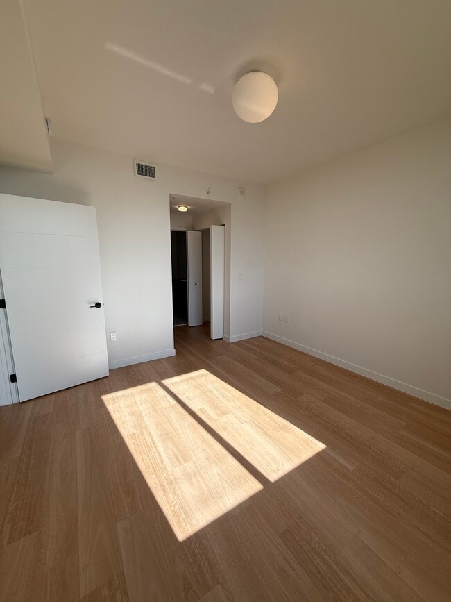 Photo - 1583 NE 110th St Unit B8
