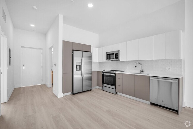 Building Photo - Hallandale City Center Rental