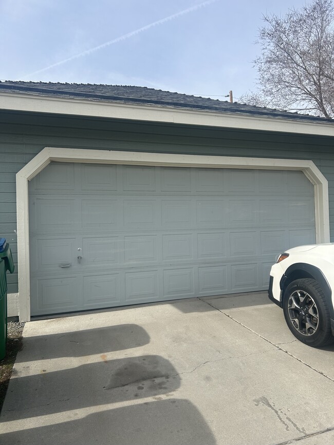 Photo - 1808 Rock Ct