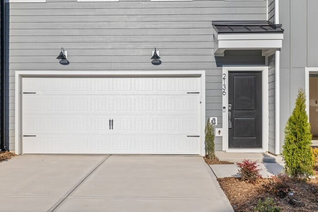 Photo - 2136 Grouse Ski Cir