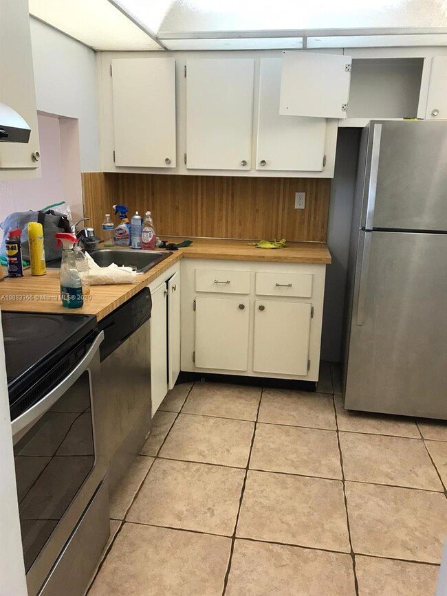 1 bedroom in North Miami FL 33162 - 1 bedroom in North Miami FL 33162 Rental