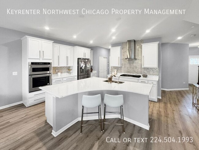 Photo - 142 Roslyn Pl