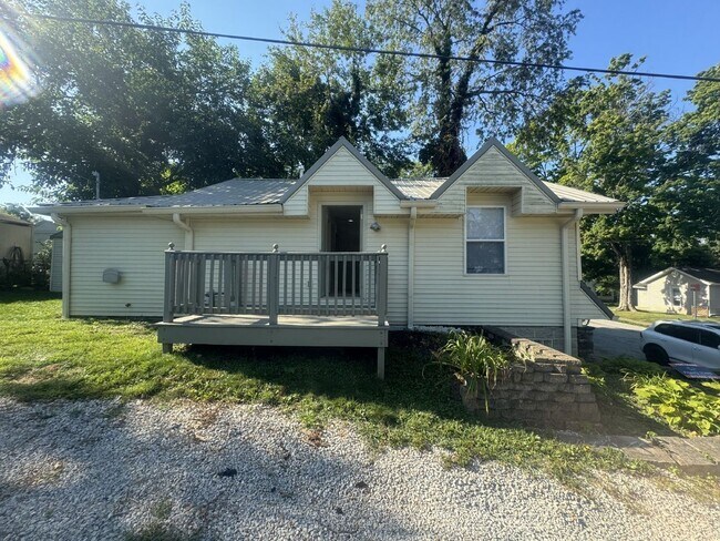 Photo - 1200 N Washington St