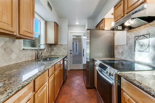 Photo - 351 Valley Park Dr