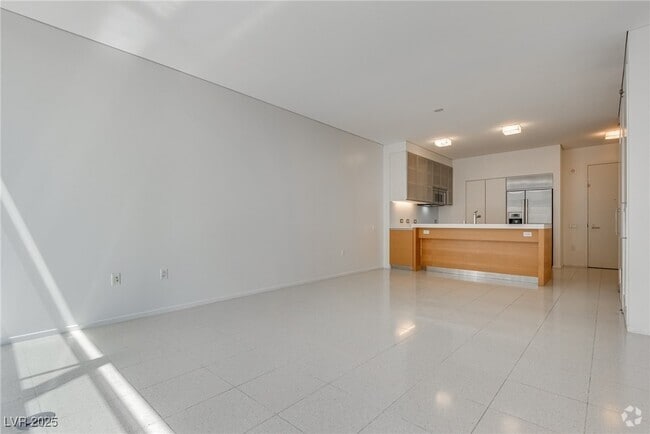 Building Photo - 3722 S Las Vegas Blvd Unit 2210 Rental
