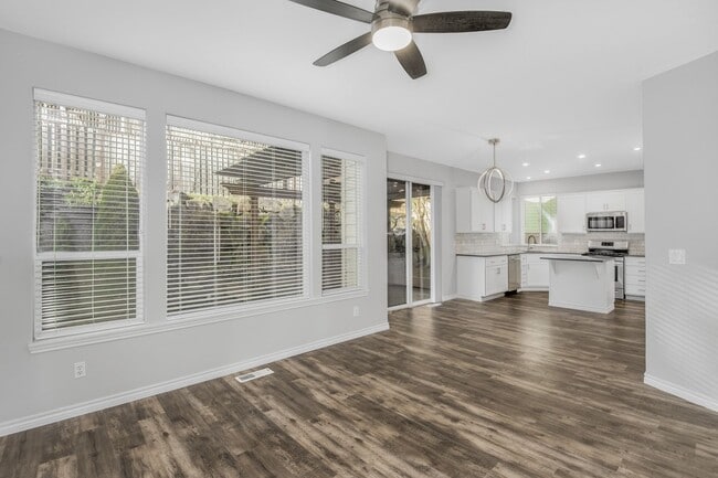 Discover Your Dream Home in Sterling Park! - Discover Your Dream Home in Sterling Park!