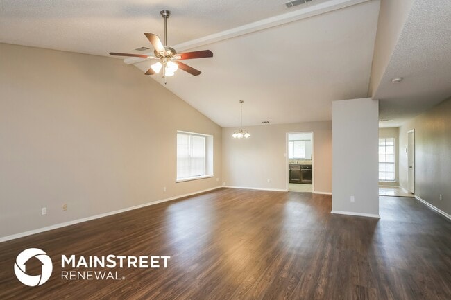 Photo - 1028 Eagle Dr