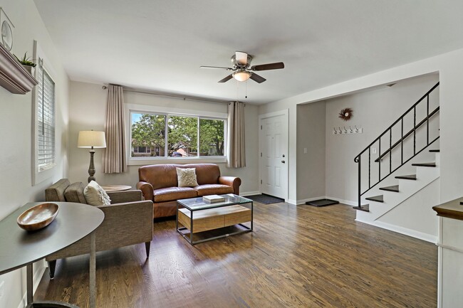 2313 Western Ave Unit 2313