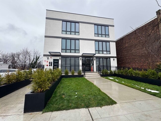 Photo - 330 Washington Ave Unit 2R