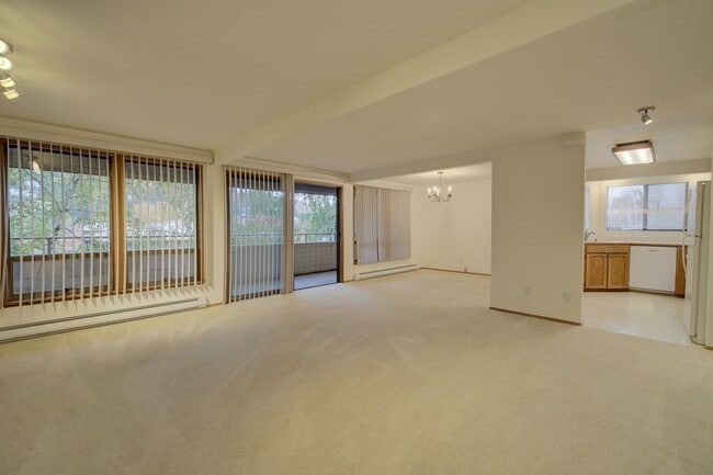 Photo - 3055 80th Ave SE Unidad 106