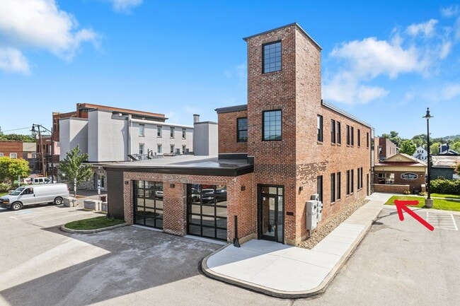 111 S Main St - Zeli Capital