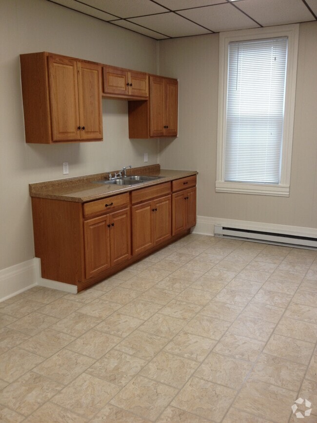 Building Photo - 212-1 West St Unit FL 1 Rental