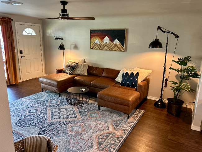 Photo - 2225 Breyman St NE