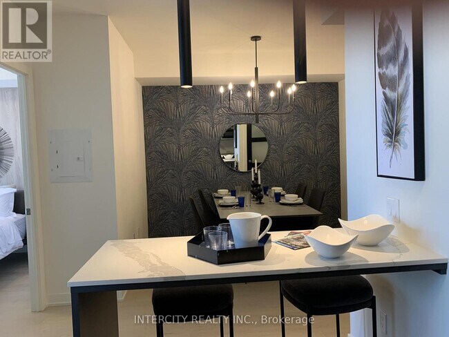 Photo - 330 Richmond St W Unité 2516