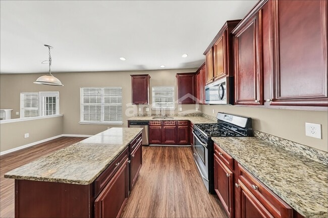 Photo - 4975 Hopewell Manor Dr