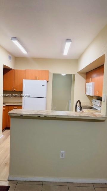 Photo - 1806 Belmont Ln Unit 1806