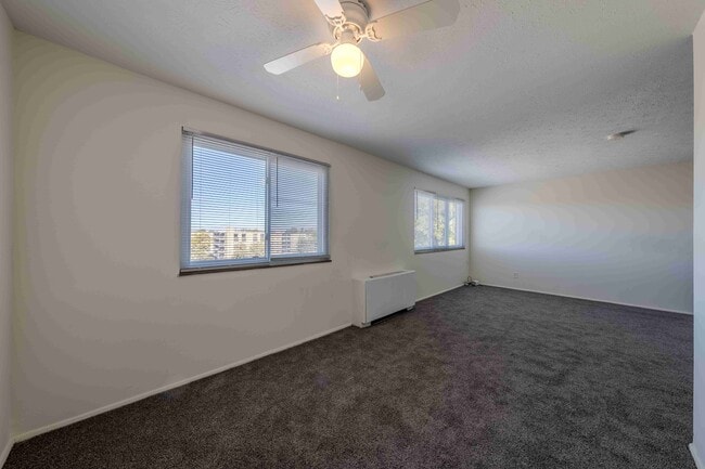 Park Tower 2BD 1BA - Living Room