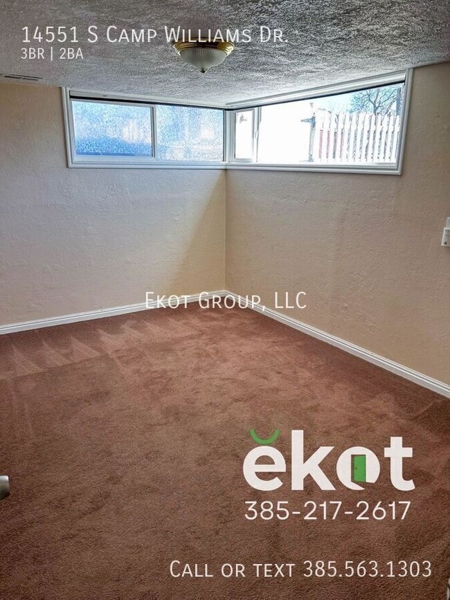 Building Photo - 14551 S Camp Williams Rd