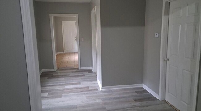 Photo - 832 S Pershing Ave Unit 832 South Pershing Ave