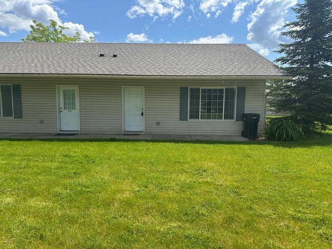 Photo - 3130 Meadow Glen Ln Unidad 3132