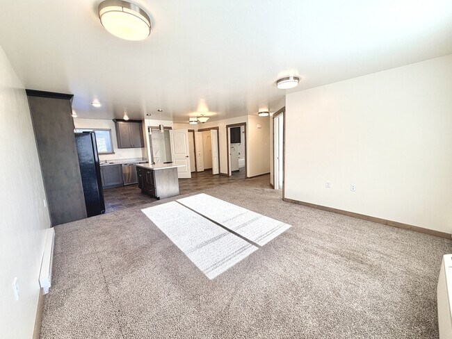 Photo - 901 Gibbon St