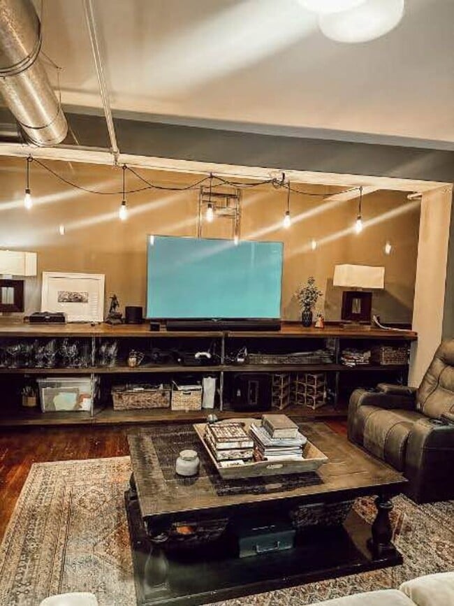 700 Church St Unit 908