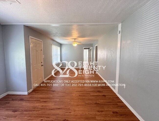 Photo - 3 Bed/1 Bath Single Family Home Available Now! Within 5 miles of TAFB!