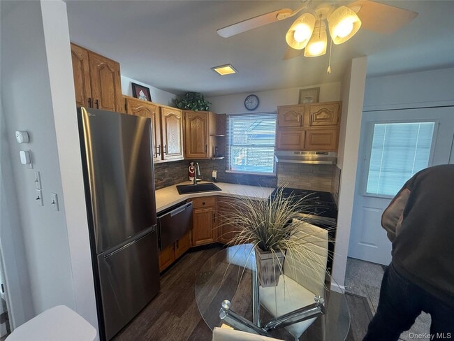 Photo - 83 Beecher Rd