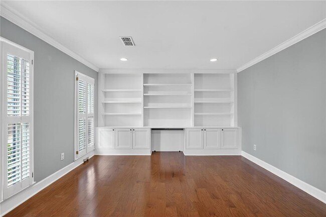 Photo - 5340 Tally Green Dr