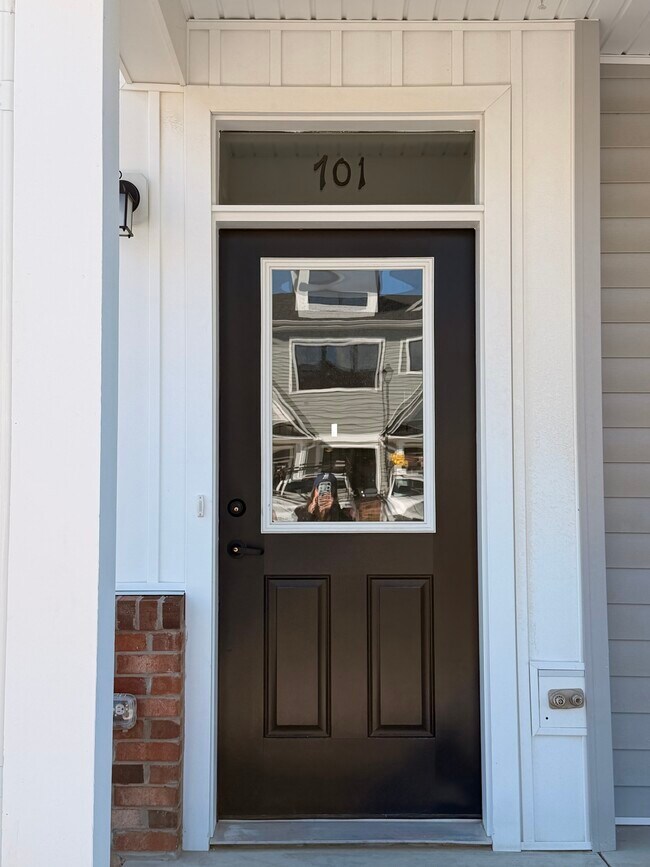Photo - 1145 Savannah Rd Unidad 701