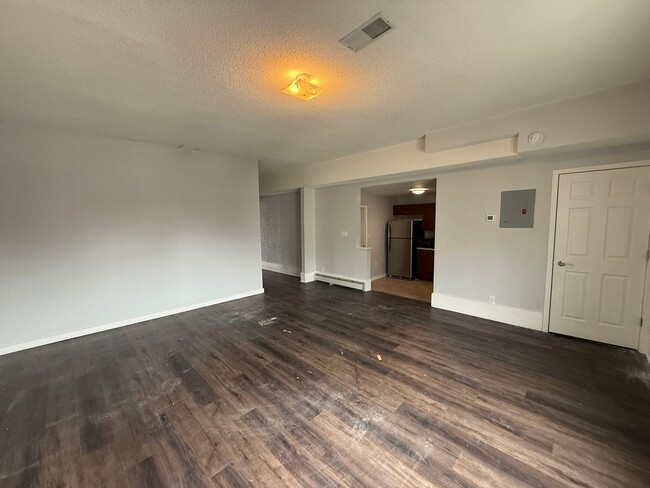Photo - 555-565 N Kent St Unit 202