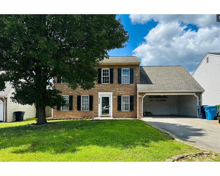4826 Golfview Dr NE