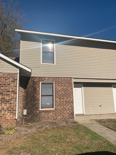 Photo - 1020 B's Barbeque Rd