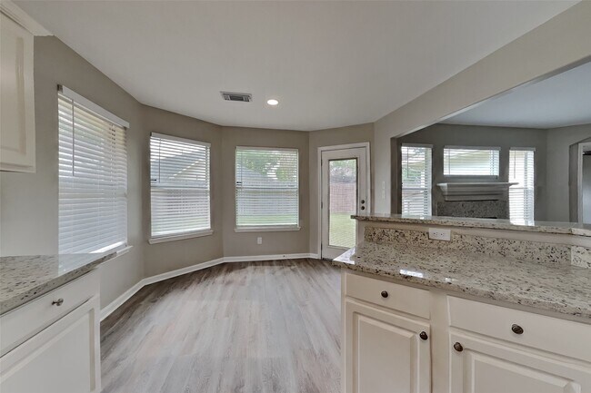 Photo - 19722 Campfield Dr