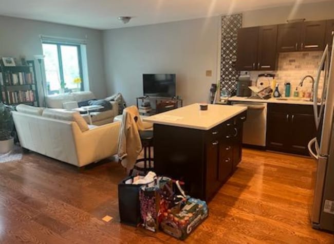 Living room - 1300 S Arlington Ridge Rd Unit 103