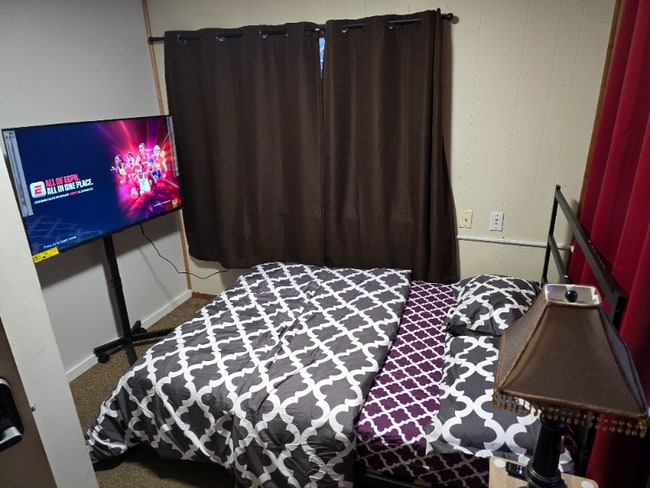 Photo - 431 SW 156th St