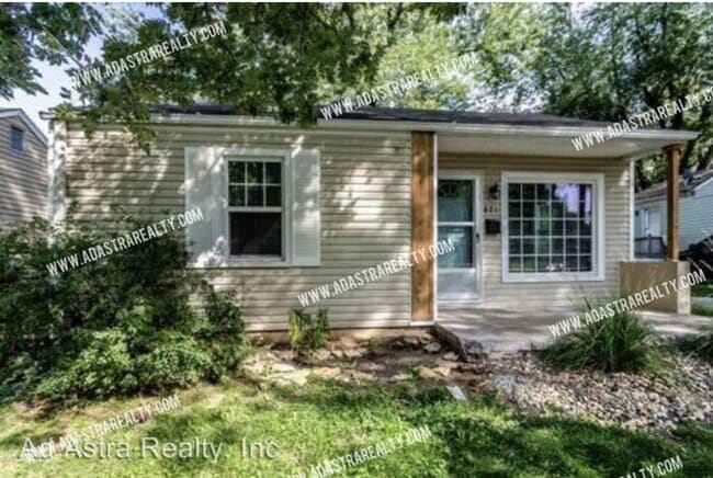 Building Photo - Beautifully Remodeled Independence Home-Av...