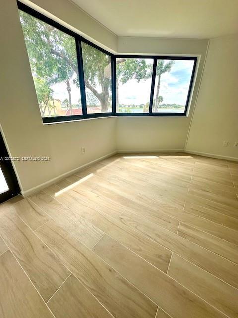 Photo - 20840 San Simeon Way Unidad 204