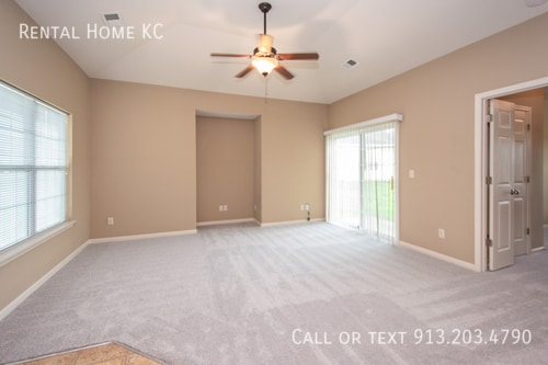 Photo - 2100 N 114th St